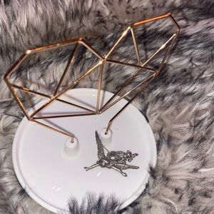 Jewelry holder with geometric heart